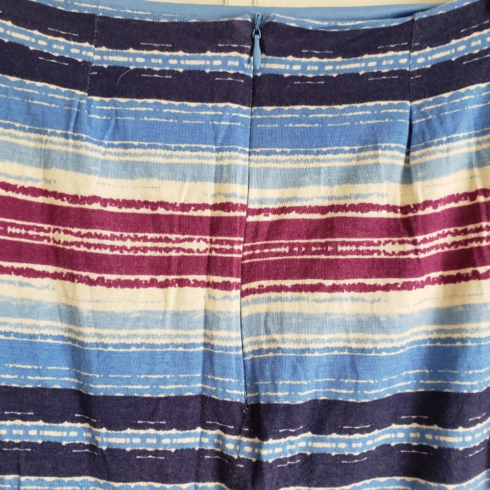 Papermoon Taluca Pencil Skirt, Size Medium - Picture 4 of 7